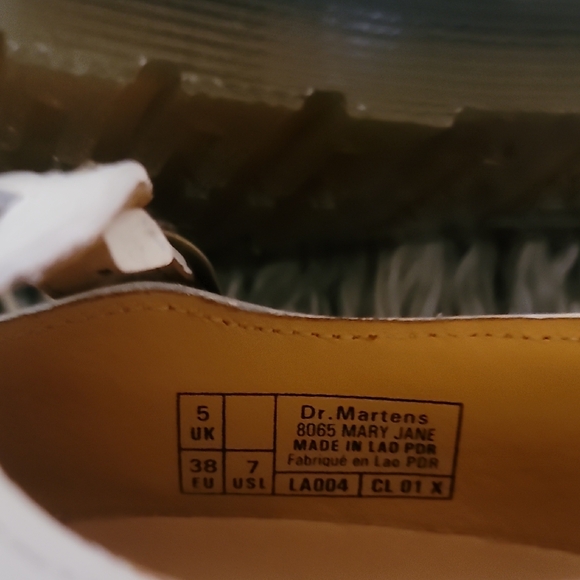 Dr. Martens White Heart Flats - Picture 3 of 8